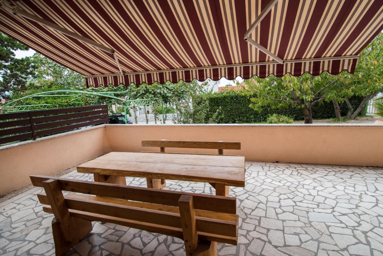 Apartments Karabaic Krk คิร์ก ภายนอก รูปภาพ